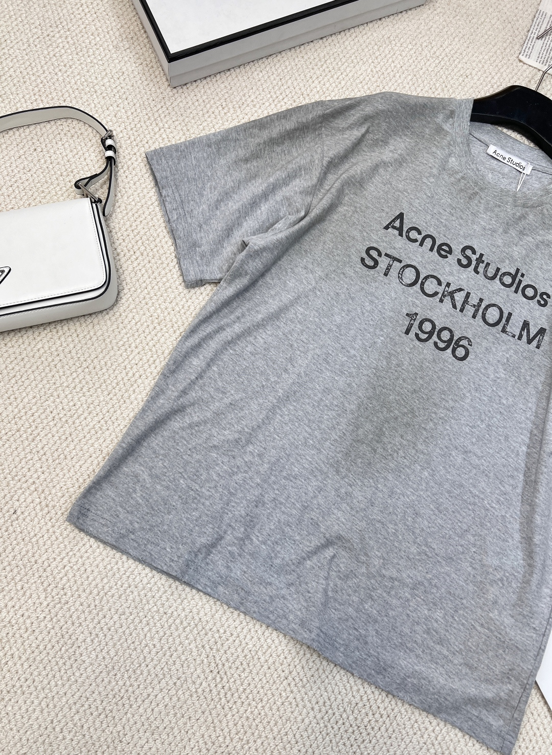 🆕夏季新款 Acne经典1996斯德哥尔摩做旧短袖T恤，水洗黑，领口磨破工艺，做旧复古印花，超薄棉面料，
