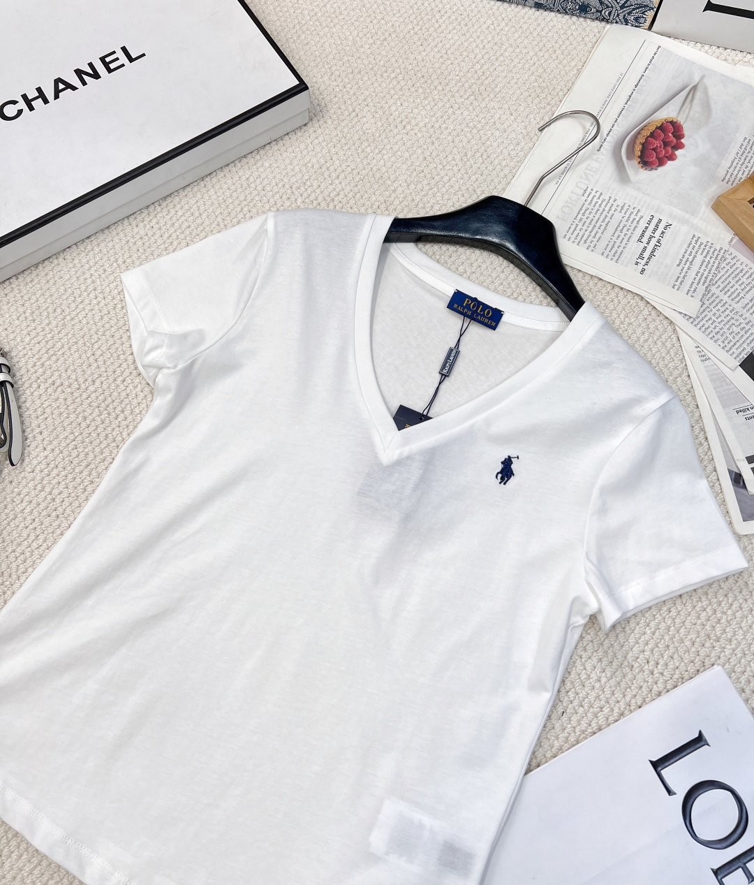 🆕𝗥𝗮𝗹𝗽𝗵 𝗟𝗮𝘂𝗿𝗲𝗻 拉夫劳伦V领经典款T这个基础V领短袖太百搭了吧！简单经典基础款 低调的高级感