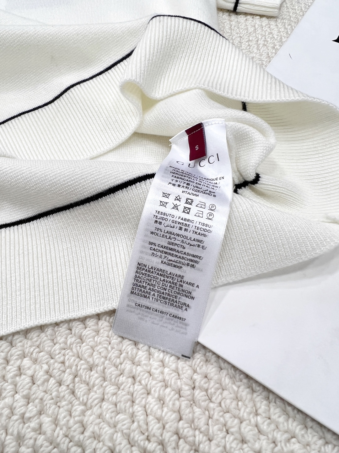 🆕Gucci新款一字领撞色针织短袖，定制YB全棉纱线织造 细腻肌理 柔软舒适 一字领针织短袖裁剪 微微敞
