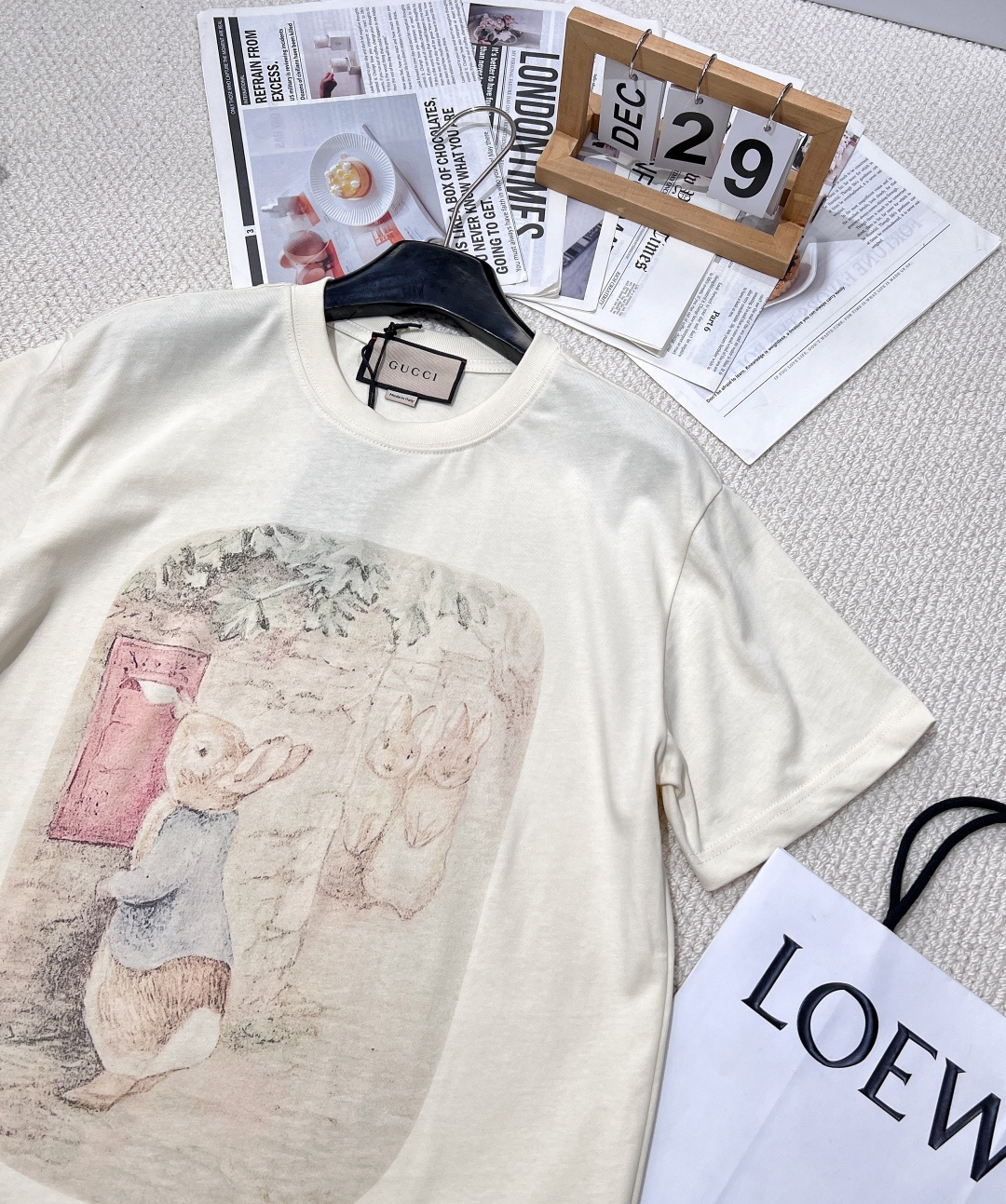 🆕 GUCCI 彼得兔系列卡通印花短袖T恤水彩印花可爱帅气又时髦的调调！设计感十足，干净又清爽 满满的青