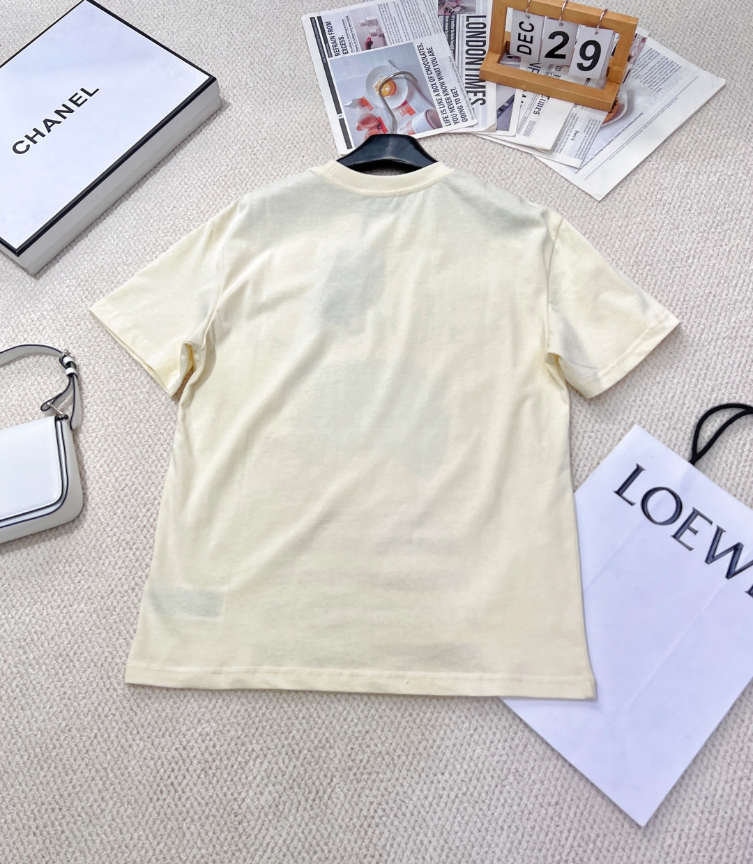 🆕 GUCCI 卡通小猫🐱印花短袖T恤水彩印花可爱帅气又时髦的调调！设计感十足，干净又清爽 满满的青春活