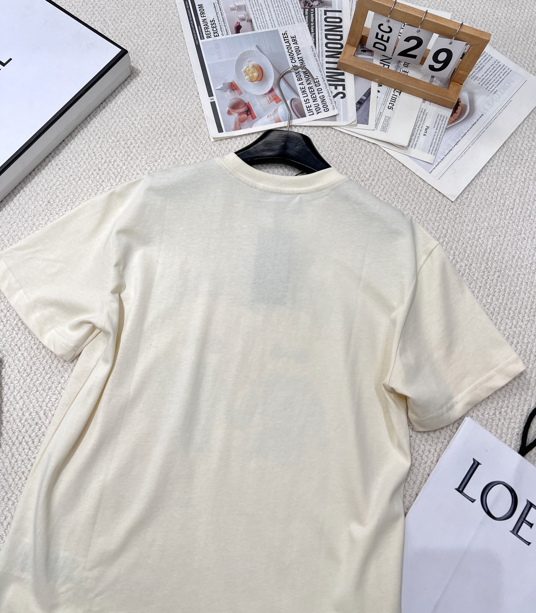 🆕 GUCCI 卡通小狗🐶印花短袖T恤水彩印花可爱帅气又时髦的调调！设计感十足，干净又清爽 满满的青春活