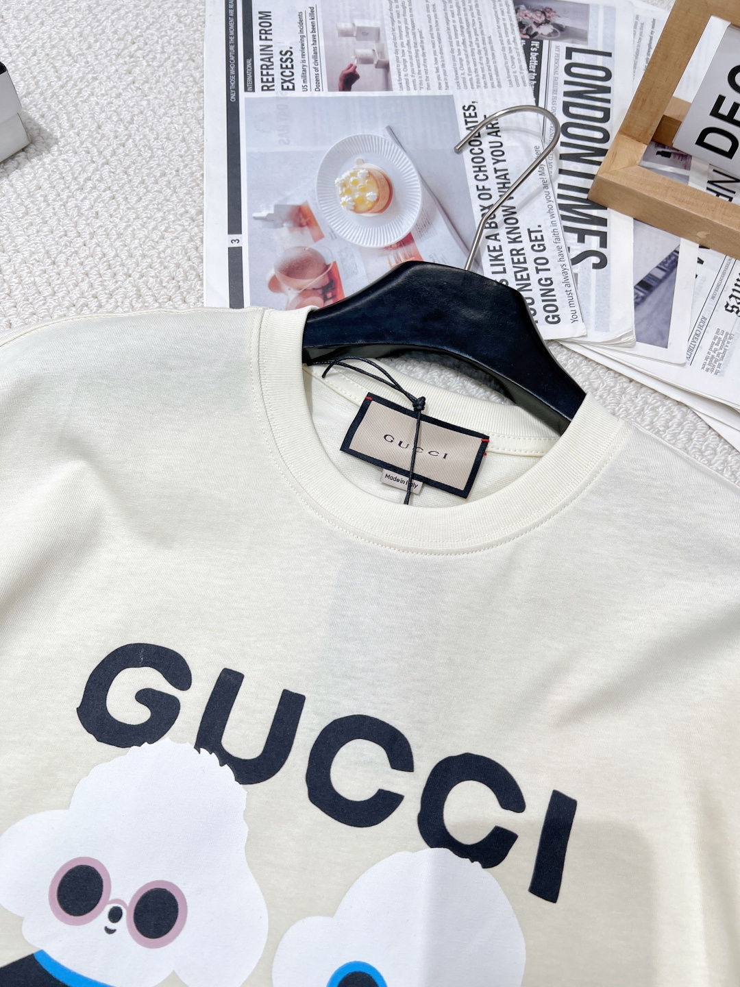 🆕 GUCCI 卡通小狗🐶印花短袖T恤水彩印花可爱帅气又时髦的调调！设计感十足，干净又清爽 满满的青春活