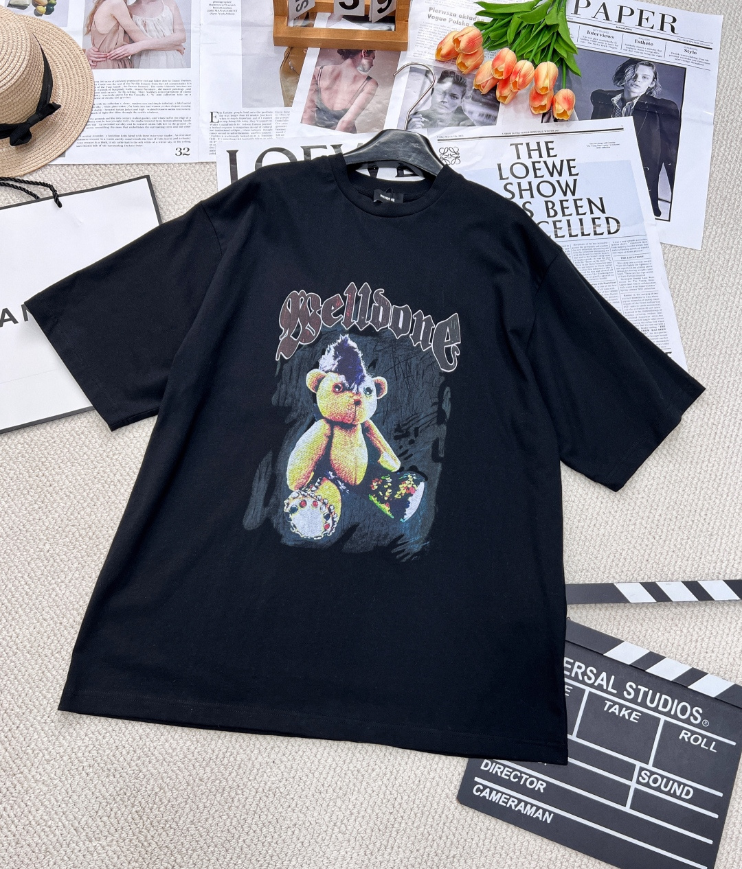 NO:317530,The new welldone counter synchronous early spring, bear T-shirt, the fabric is made of 250g double-strand pure cotton fabric. Note that it is double-stranded, and differentiates between single stocks in currency!  High-weight double yarn thread The fabric has been shaped with high temperature shrinkage to prevent deformation and shrinkage after washing!  Imported raw slurry printing, custom raw materials, and a layer of isolation on the surface to prevent sticking. Super beautiful styles are coming!  OS loose version, high-end customization!  Both male and female gods can be easily controlled. If you like, please feel free to buy the baby you like. It will look better with couples!  Size xssm, tees, t-shirt, alexander wang19860909早春新款 welldone专柜同步 小熊T恤 面料采用250g双股纯棉面料 注意是双股 区别通货单股！高克重双纱螺纹 面料经过高温缩水定型 防止洗了变形缩水！ 进口原浆印花 原材料定制 表面再加上一层隔离 防止粘毛 超级好看的款式重磅来袭！OS宽松版型 高级定制！男神女神都可以轻松驾驭 喜欢的宝贝放心入手 搭配情侣更加好看！ 尺码xssm,,tees，t-shirt,alexander wang,Women's clothing