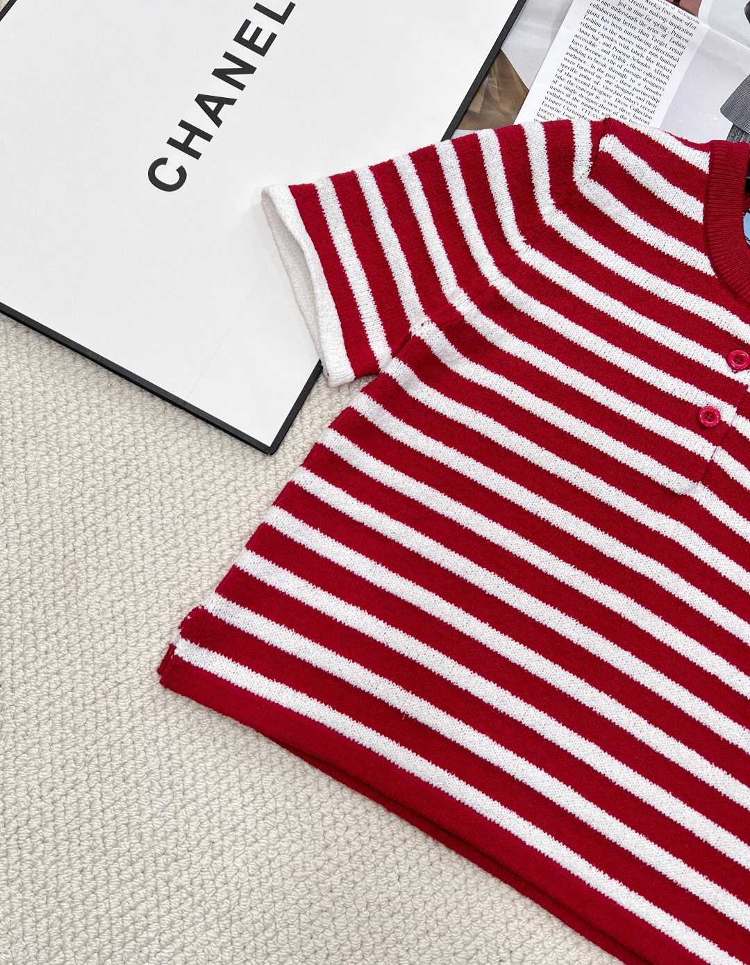 🆕 PRADA 拼色棉质条纹针织Polo领短袖T💗巨巨巨温柔🉑️人的款！上身太好看了、采用德国🇩🇪进口超