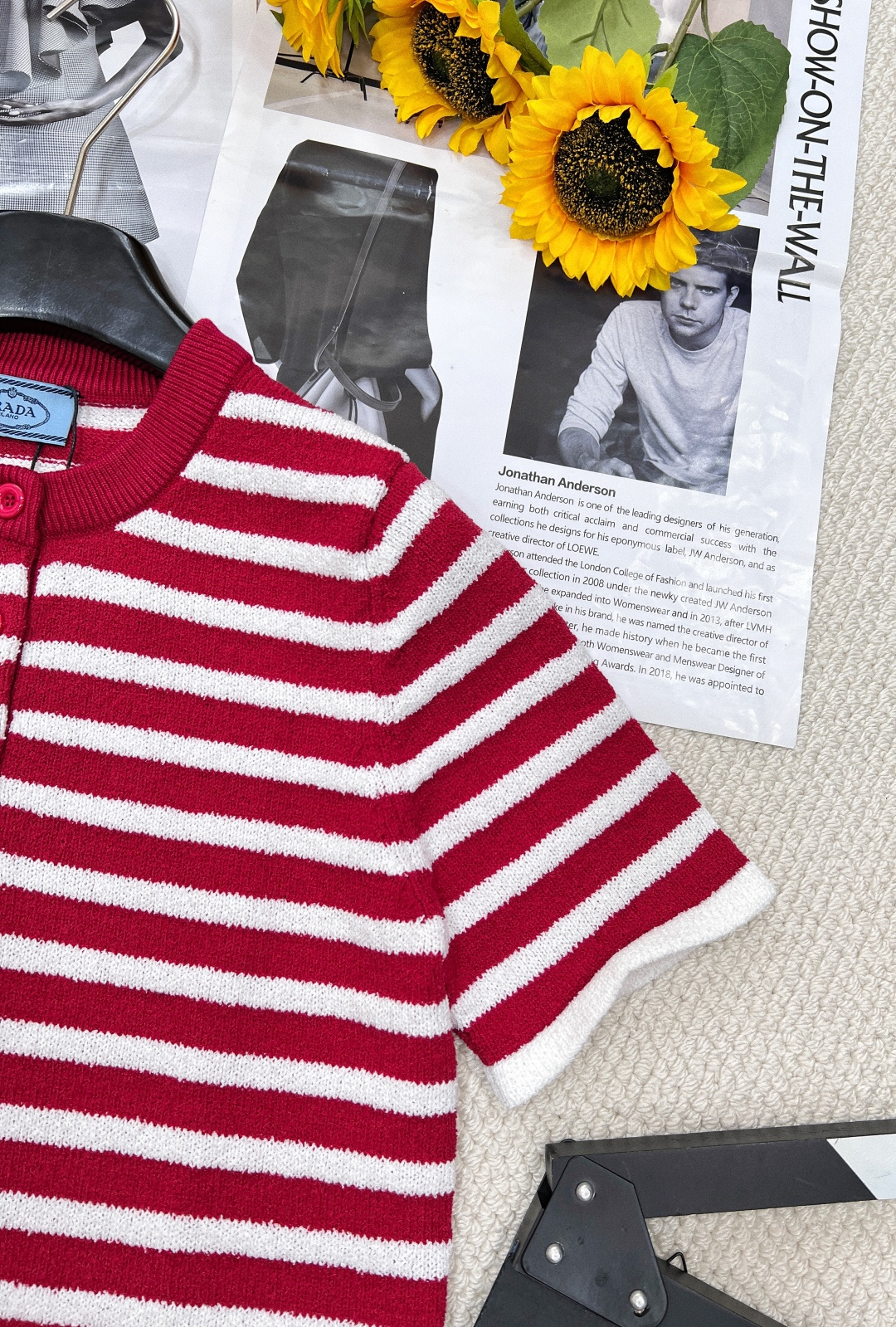 🆕 PRADA 拼色棉质条纹针织Polo领短袖T💗巨巨巨温柔🉑️人的款！上身太好看了、采用德国🇩🇪进口超