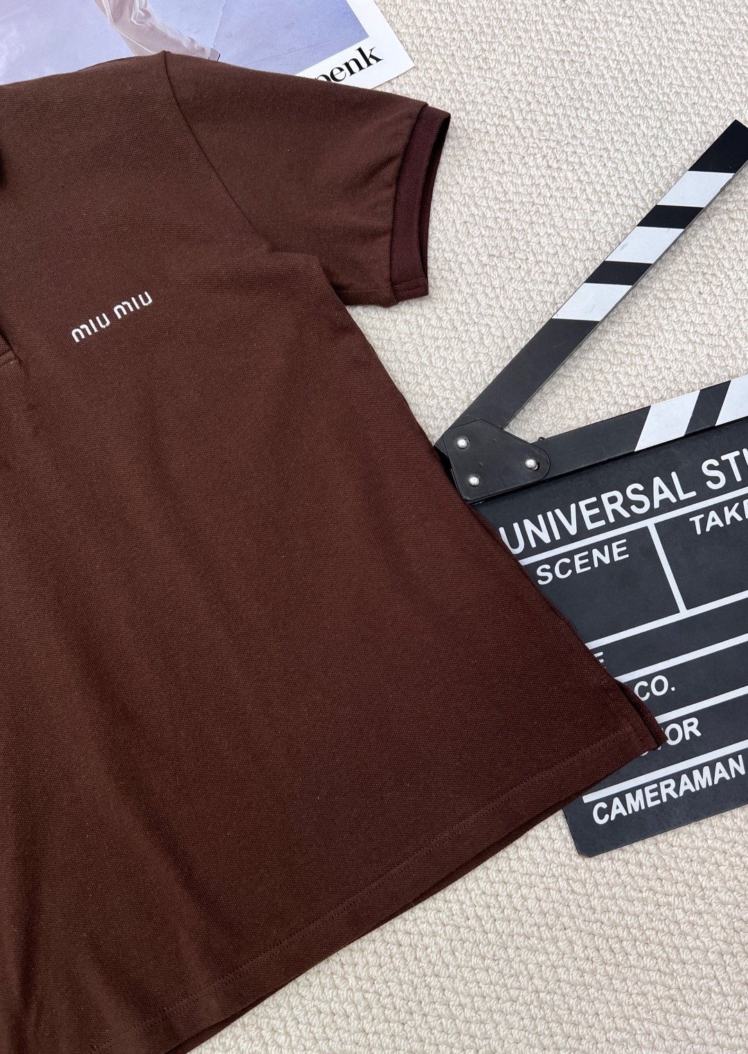 🆕MiuMiu25Ss春夏新款撞色双层领设计定位刺绣字母polo衫，定制配色罗纹领时髦又高级!纯棉刺绣字