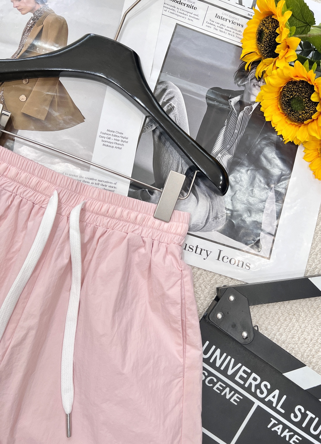 🆕春夏新款 Chanel 小香风休闲运动防晒套装重磅❕时尚运动防晒衣套装两件套衣身上做有拼接设计加上立体