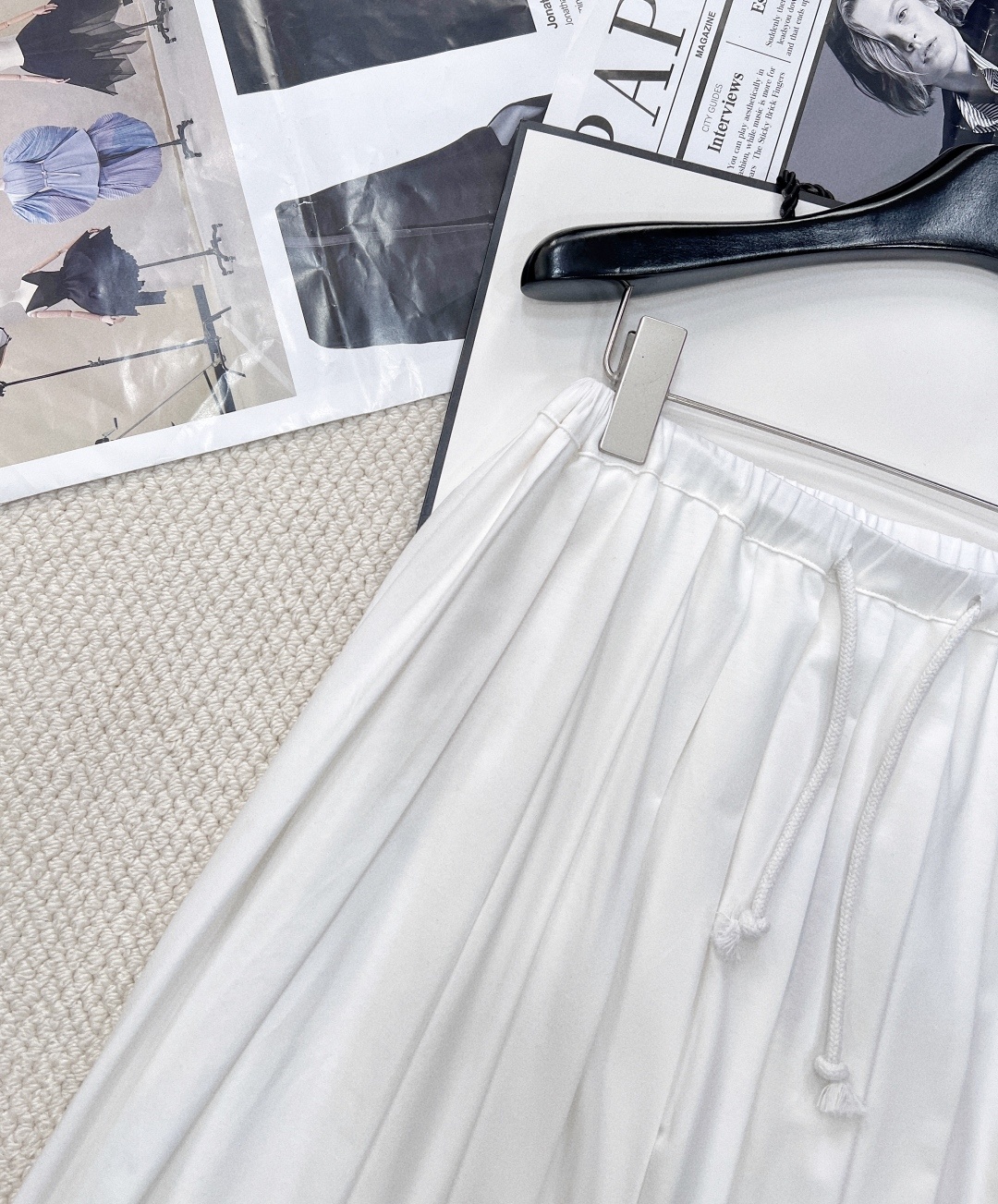 🆕Prada早春新款松紧腰百褶半裙丨高版出品!定制版型尽显高级随意感 视觉盛宴 四季必入的百搭单品 质感