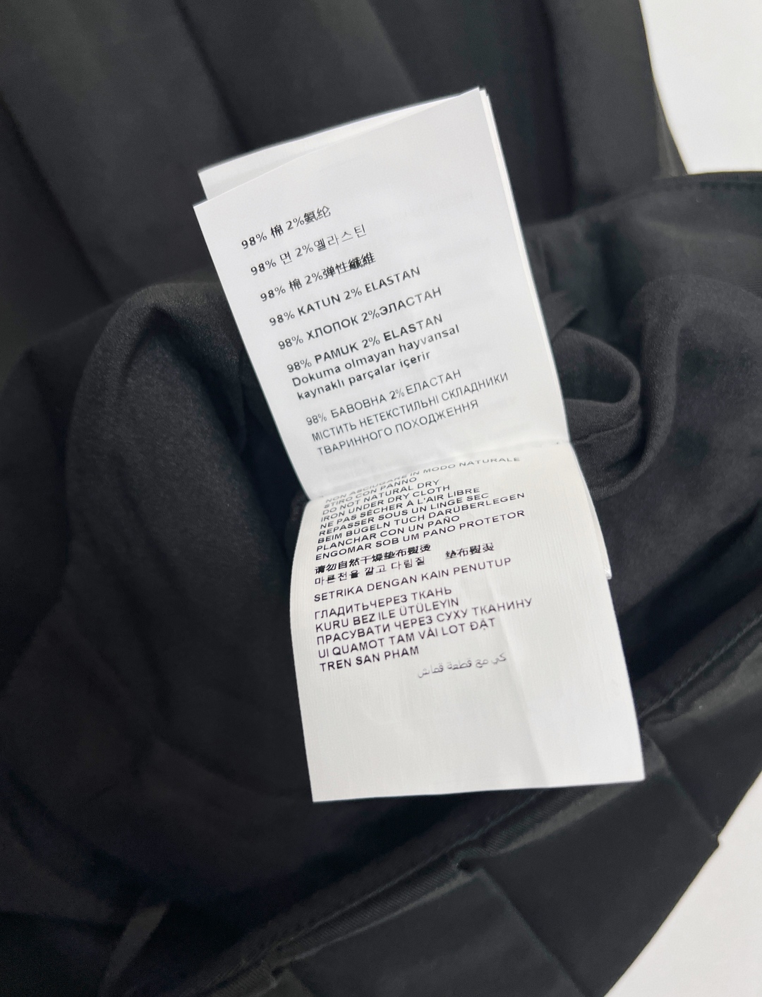🆕Prada2025SS新款高腰绳结百褶裙，定制YB进口人棉材质 质感上乘 垂感光泽 高腰百褶半裙版型 