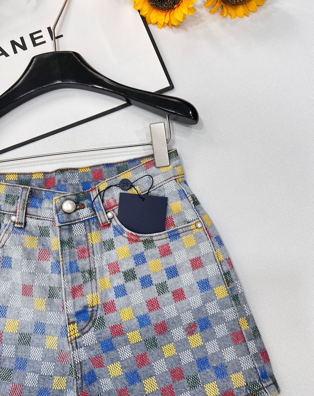 🆕LOUIS VUITTON2025SS春夏新品 1v年度神裤来了，彩色棋盘格设计，我愿称之为1v年度神