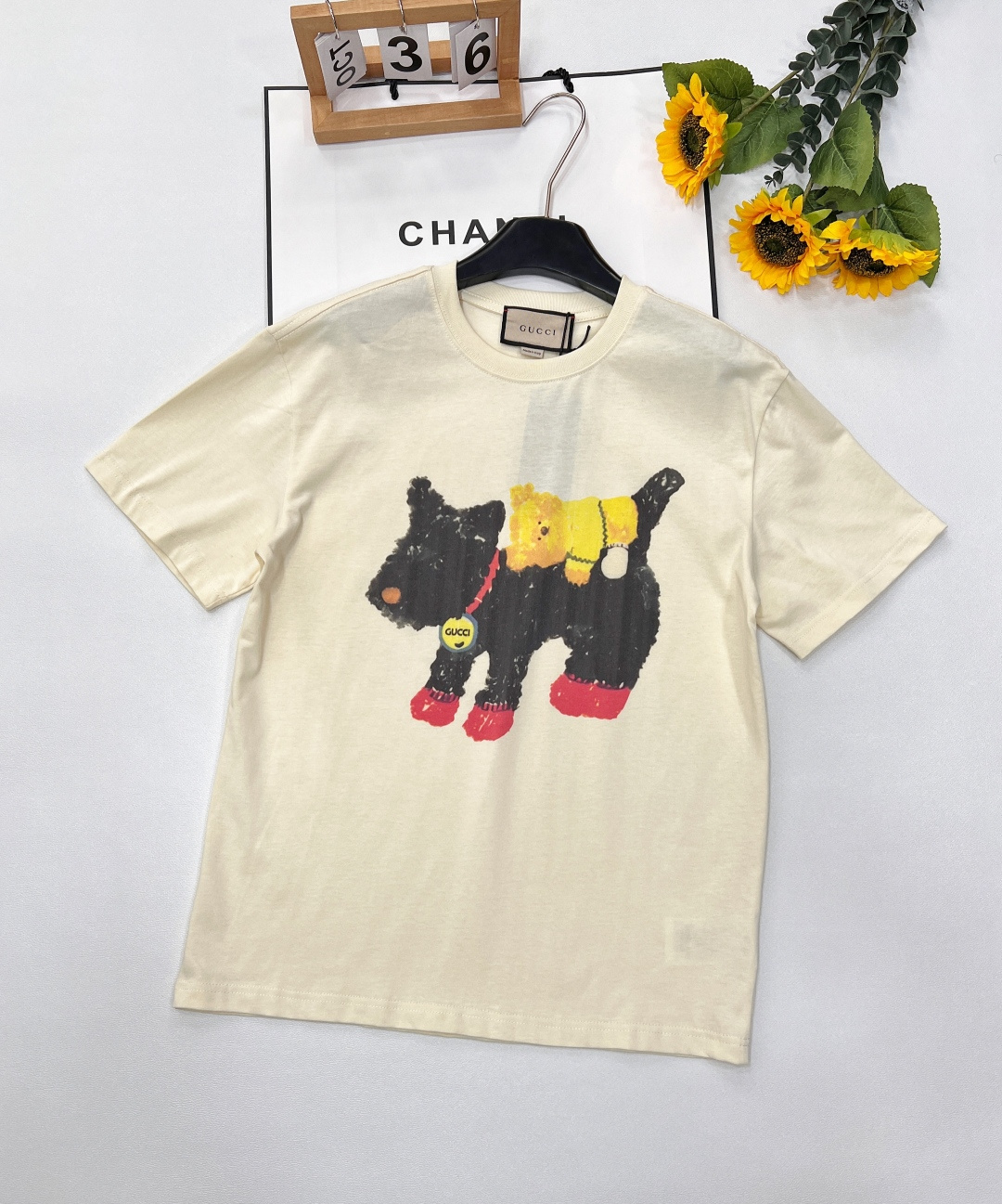 🆕 GUCCI 狗狗🐶卡通印花短袖T恤，水彩印花可爱帅气又时髦的调调！设计感十足，干净又清爽 满满的青春