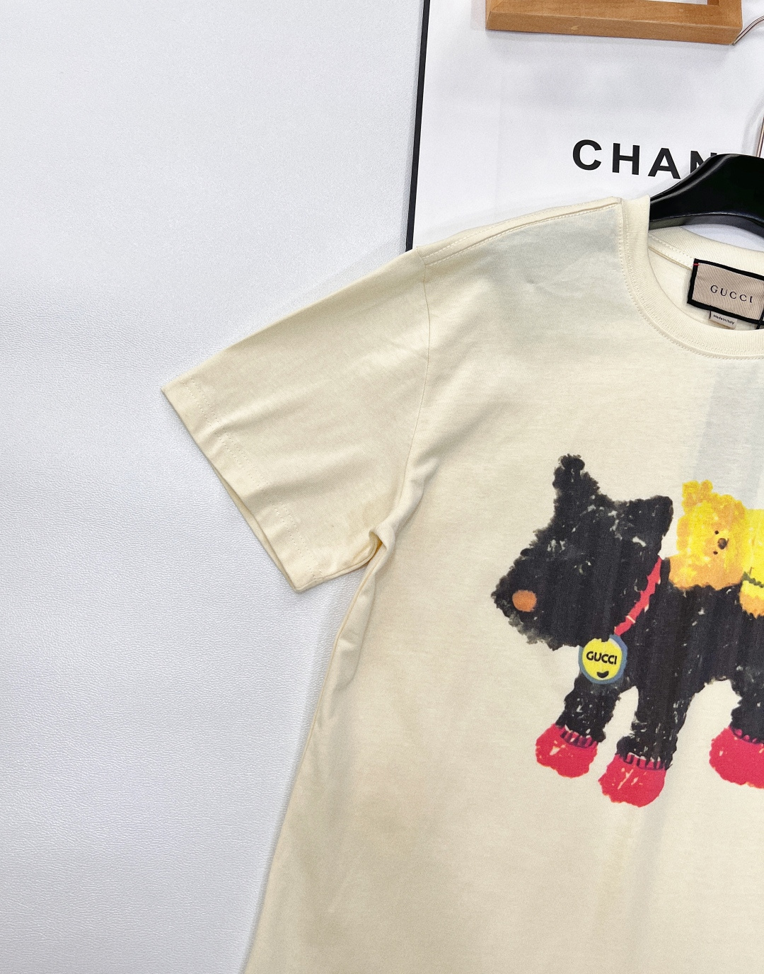 🆕 GUCCI 狗狗🐶卡通印花短袖T恤，水彩印花可爱帅气又时髦的调调！设计感十足，干净又清爽 满满的青春