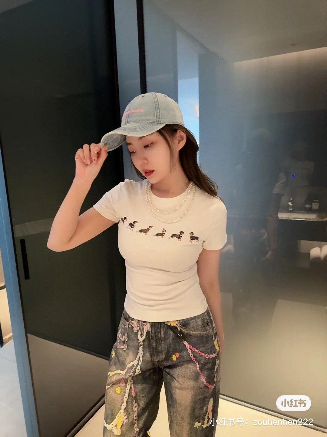 NO:328605,The pearl dachshund dog is so cute!  Necklace is so special~, necklace, alexander wang19860909珍珠腊肠狗好可爱！项链搭起来好特别～,,necklace,alexander wang,Women's clothing