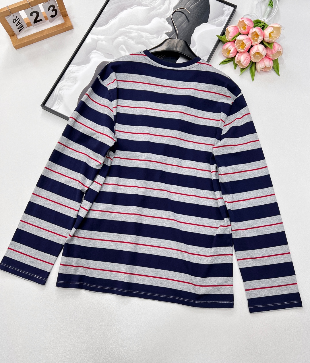 🆕Miumiu25Ss春夏新款 微标条纹宽松长袖T恤丨⚠独家yb开发！高版出品！全棉材质 透气舒适 质感