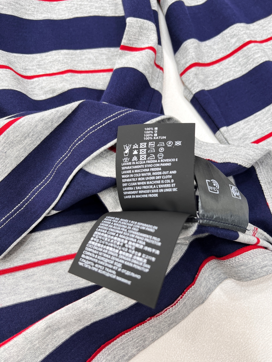 🆕Miumiu25Ss春夏新款 微标条纹宽松长袖T恤丨⚠独家yb开发！高版出品！全棉材质 透气舒适 质感