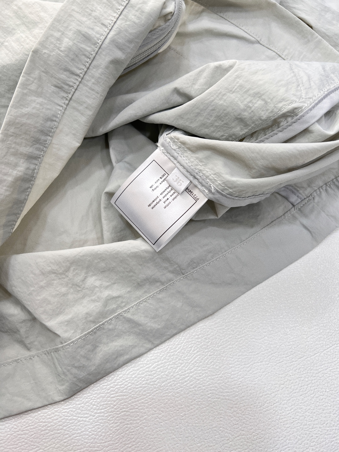 🆕 CHANEL logo章仔拼接小香风休闲运动防晒套装衣身上做有拼接设计加上logo章仔贴片，增加造型