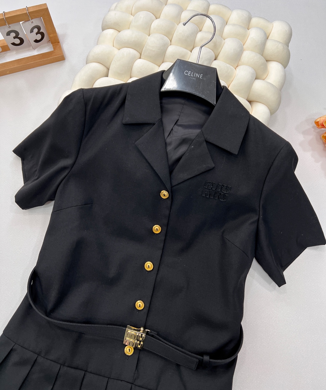 🆕Miumiu25Ss早春新款腰带短袖翻领连衣裙丨⚠独家yb开发！高版出品！进口西装材质 肌理明显 质感