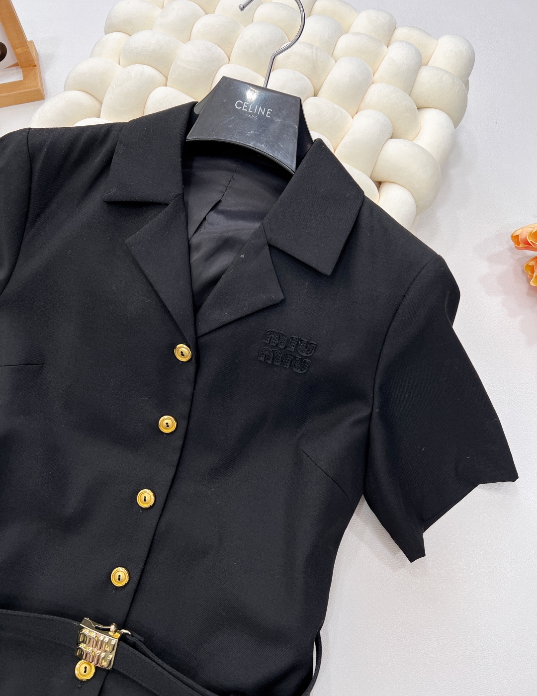 🆕Miumiu25Ss早春新款腰带短袖翻领连衣裙丨⚠独家yb开发！高版出品！进口西装材质 肌理明显 质感