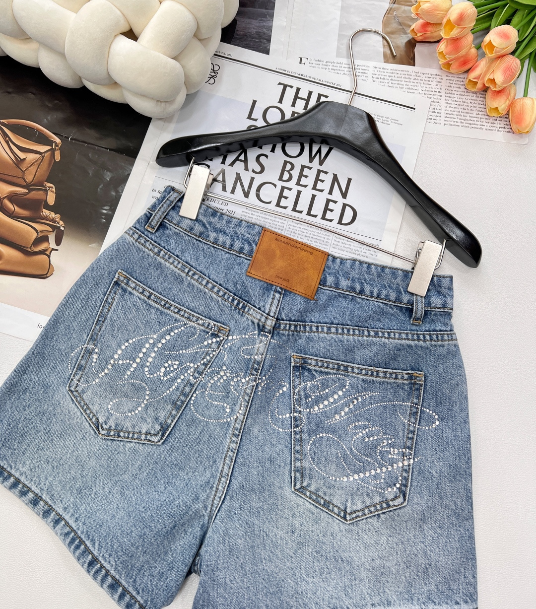 🆕夏季新品alexanderwang亚历山大王烫钻字母牛仔短裤 进口牛仔面料，半成品烫钻字母👍经典直筒版