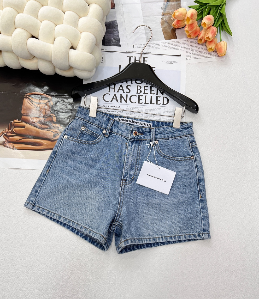 🆕夏季新品alexanderwang亚历山大王烫钻字母牛仔短裤 进口牛仔面料，半成品烫钻字母👍经典直筒版