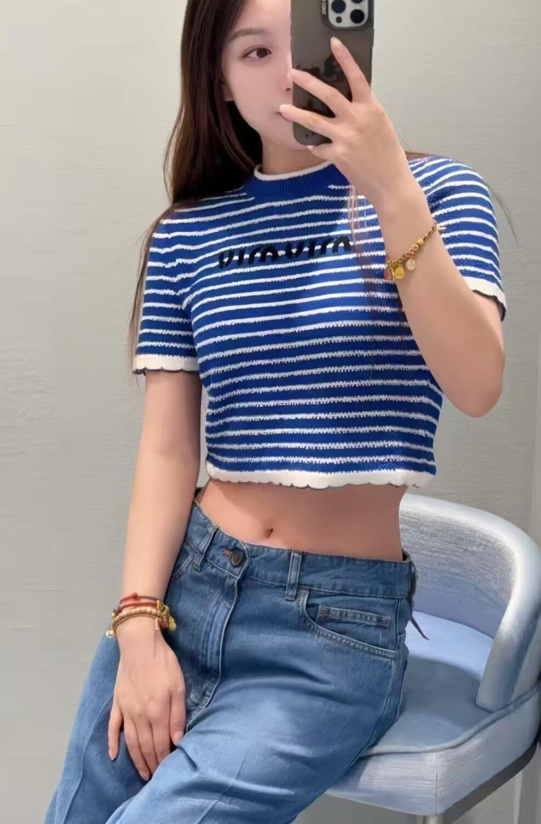 NO:608898,Reference picture of upper body worn alone,,alexander wang19860909上身单穿参考图,,alexander wang,Women's clothing