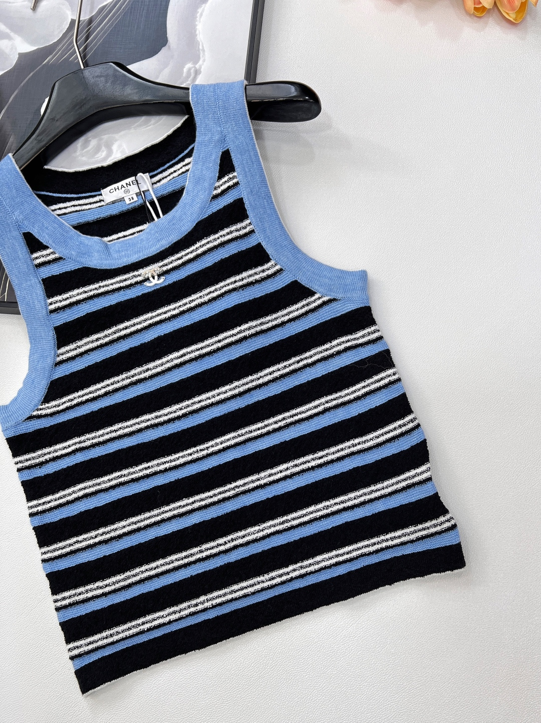 🆕Chanel25SS早春新款毛圈针织条纹背心丨高版出品！挖肩挂脖背心版型 通体满铺彩色条纹 重工钩针明