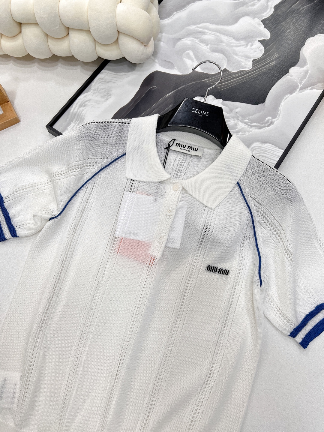 🆕Miumiu2025新款插肩条纹针织短袖，定制YB纱线织造 质感高级光泽舒适 针织翻领半开襟上衣剪裁 