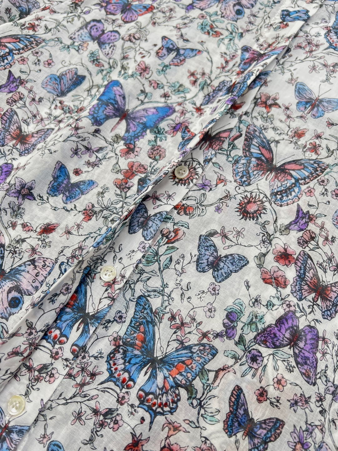 🆕DIRSS新品印花泡泡袖连衣裙，采用定制YB斜纹全棉面料，透气亲肤，带来极致舒适体验，彰显品质格调。-