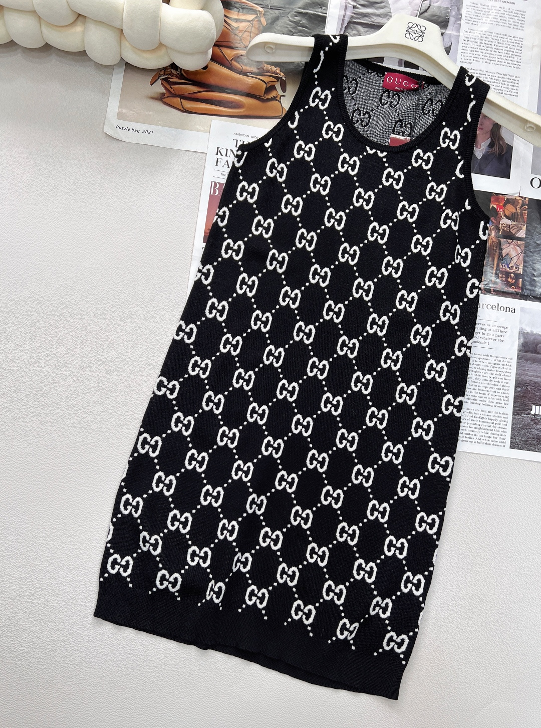 🆕Gucci 新品提花针织背心裙。 - 采用定制YB全棉纱线精心织造，质感细腻且高级，触肤瞬间便能感知其