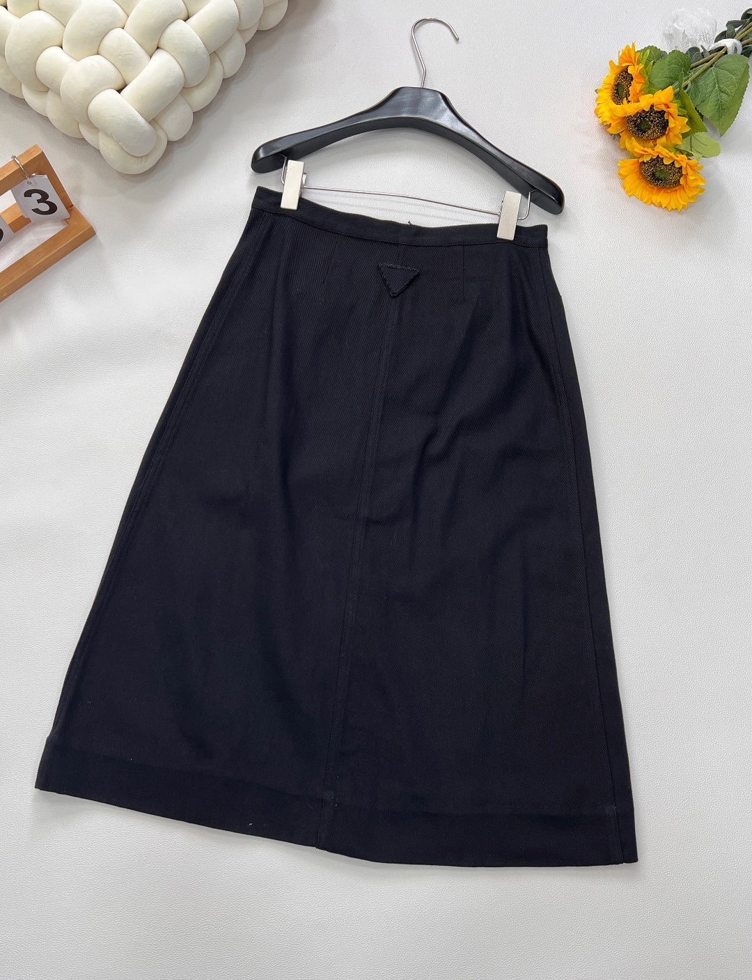 🆕Prada25Ss春夏新款单排扣棉质斜纹布半身裙丨⚠独家yb开发！高版出品！简洁大气 是超级百搭的极简