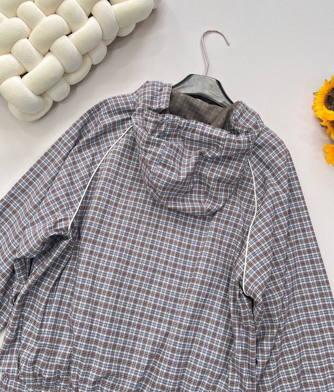 🆕Miumiu25Ss春夏新款知性分子定织格纹设计风衣外套丨⚠独家yb开发!高版出品!男女同款宽松版型