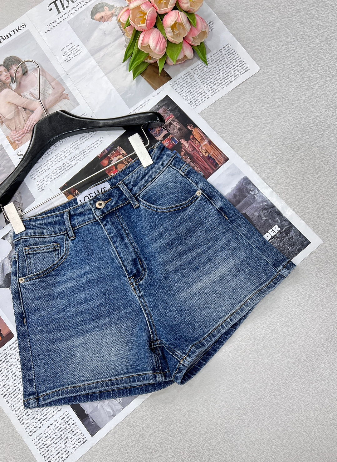 🆕LOEWE罗意威双色口袋印花logo牛仔短裤，赛络纺面料，酵洗固色加软，定制五金，车缝皮牌，不是很短的