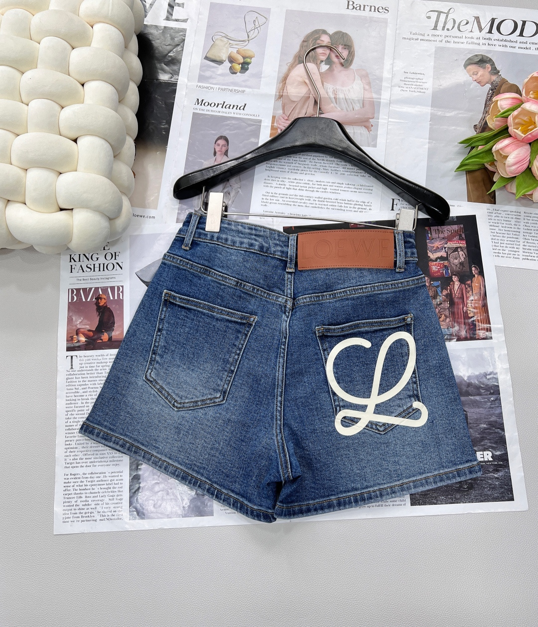 🆕LOEWE罗意威双色口袋印花logo牛仔短裤，赛络纺面料，酵洗固色加软，定制五金，车缝皮牌，不是很短的