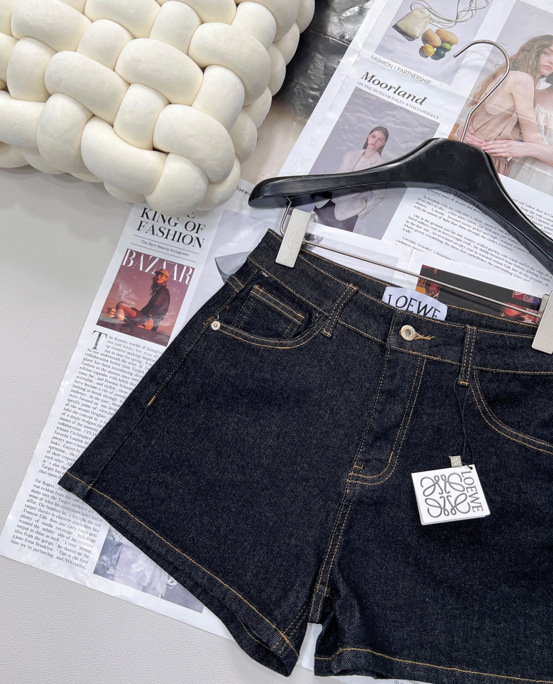 🆕LOEWE罗意威双色口袋印花logo牛仔短裤，赛络纺面料，酵洗固色加软，定制五金，车缝皮牌，不是很短的