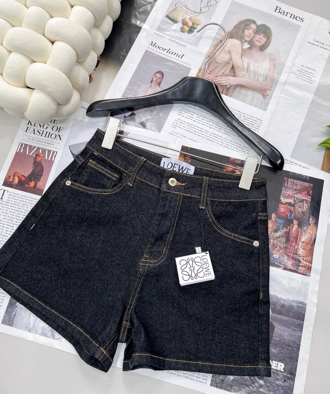 🆕LOEWE罗意威双色口袋印花logo牛仔短裤，赛络纺面料，酵洗固色加软，定制五金，车缝皮牌，不是很短的