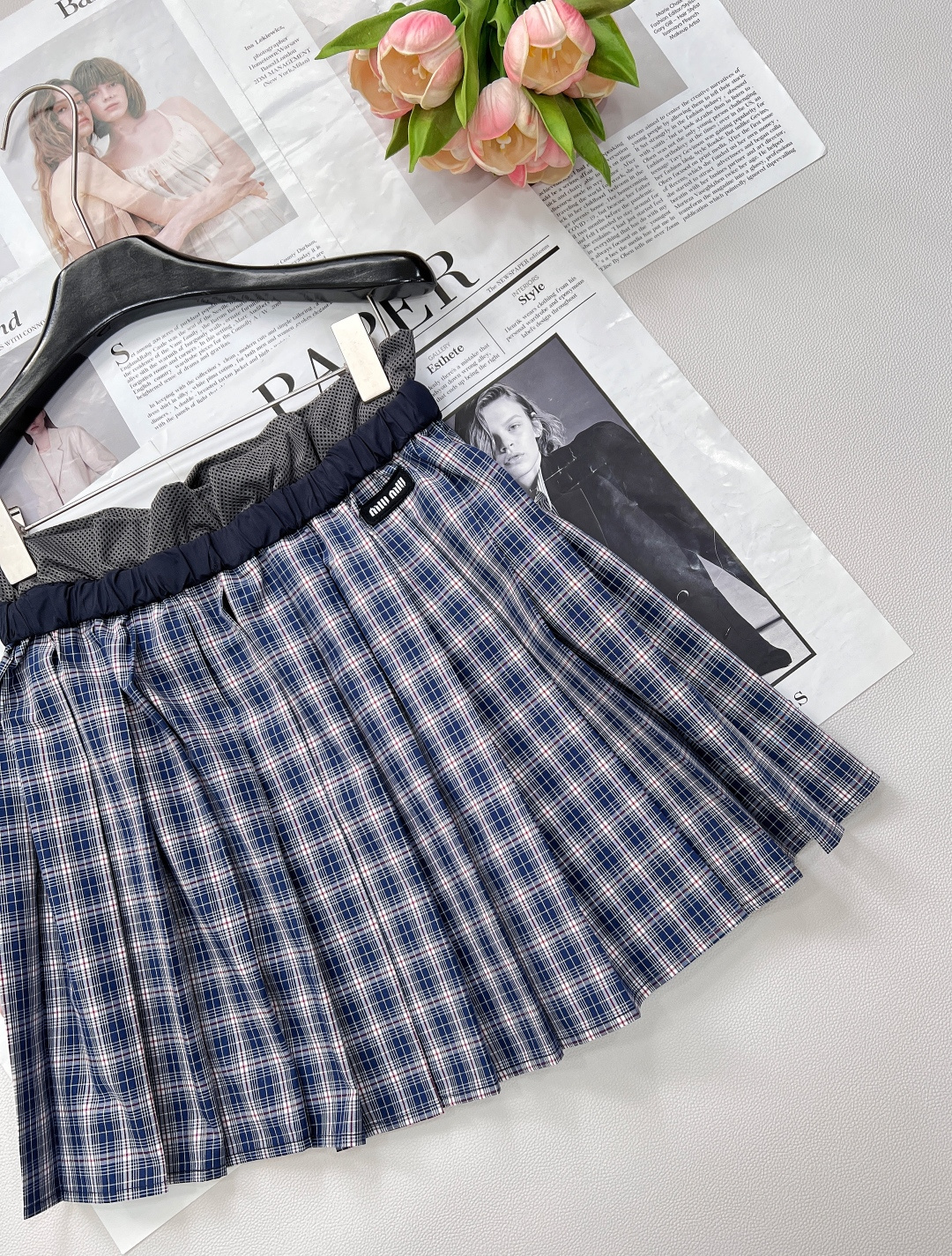 🆕Miumiu25Ss春夏新款知识分子经典格纹百褶短裙丨⚠高版出品！定制色织面料 饰有品牌标识贴饰 网纱