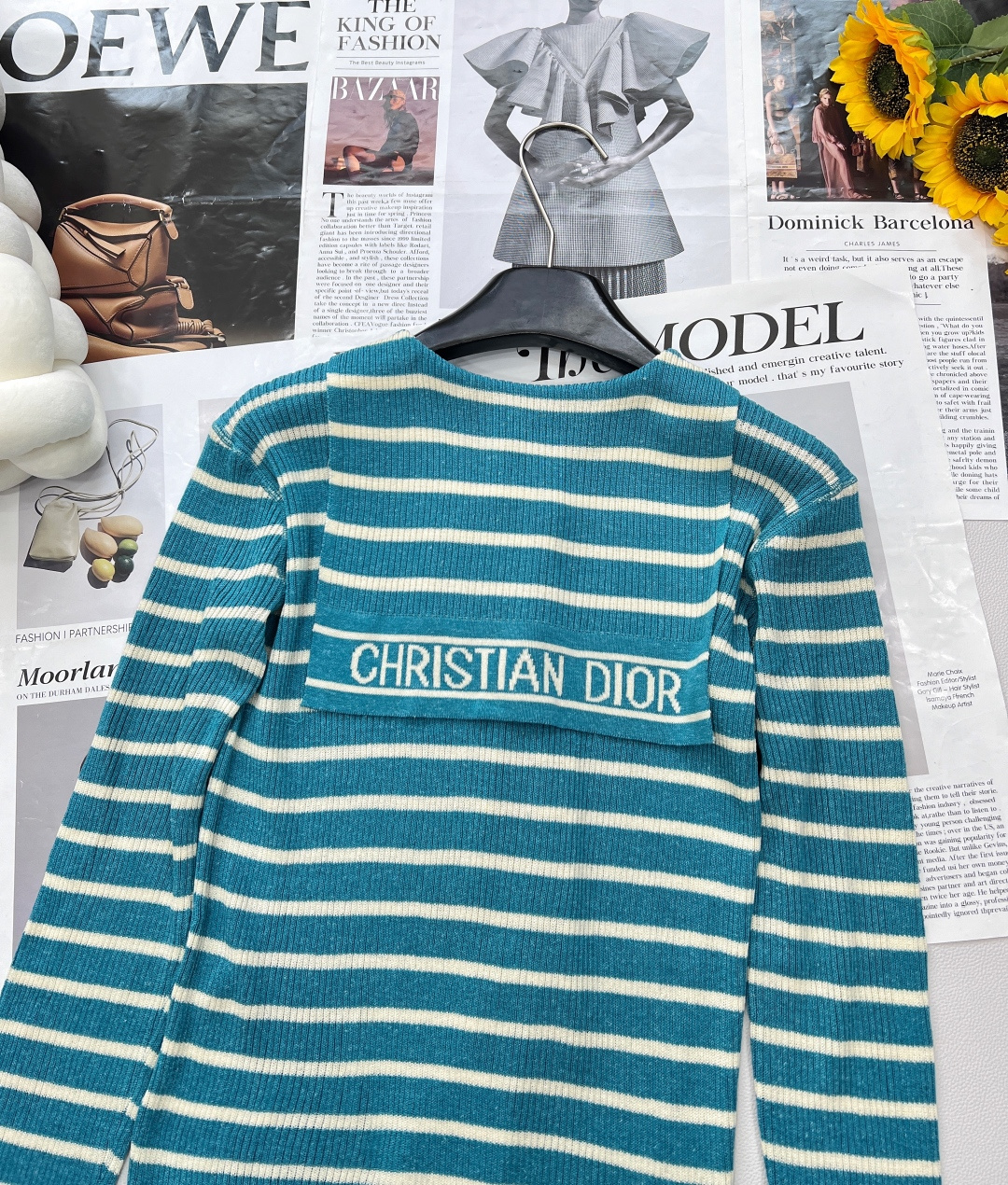 🆕Dior新款披肩领条纹针织长袖上衣，定制YB亚麻纱线织造 密实细针工艺 呈现明显肌理 舒适有型 披肩套