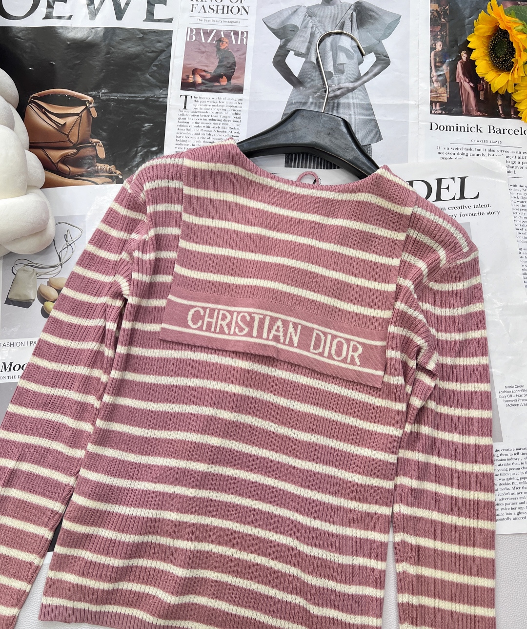 🆕Dior新款披肩领条纹针织长袖上衣，定制YB亚麻纱线织造 密实细针工艺 呈现明显肌理 舒适有型 披肩套