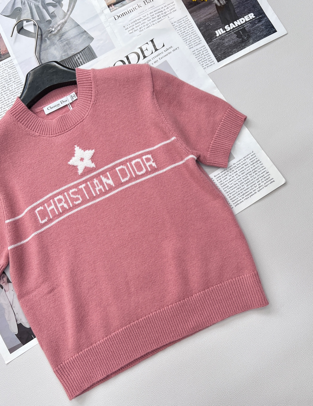 🆕Dior新款星星针织短袖，定制YB羊绒纱线织造 质感高级 舒适柔软 圆领短袖上衣剪裁 密实针织细腻凸显