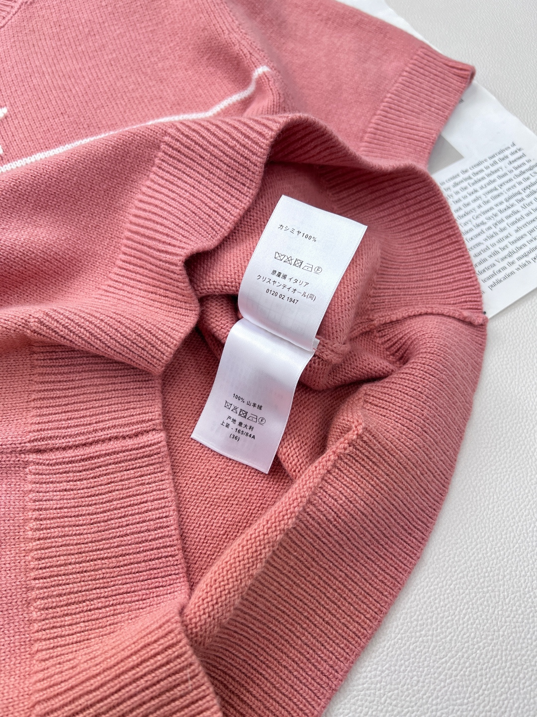 🆕Dior新款星星针织短袖，定制YB羊绒纱线织造 质感高级 舒适柔软 圆领短袖上衣剪裁 密实针织细腻凸显