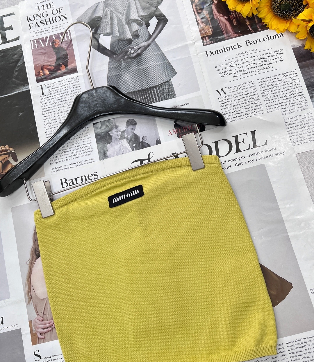 🆕Miumiu25Ss春夏新款短款抹胸背心丨⚠独家yb开发!高版出品!高级多巴胺配色字母logo贴片点缀