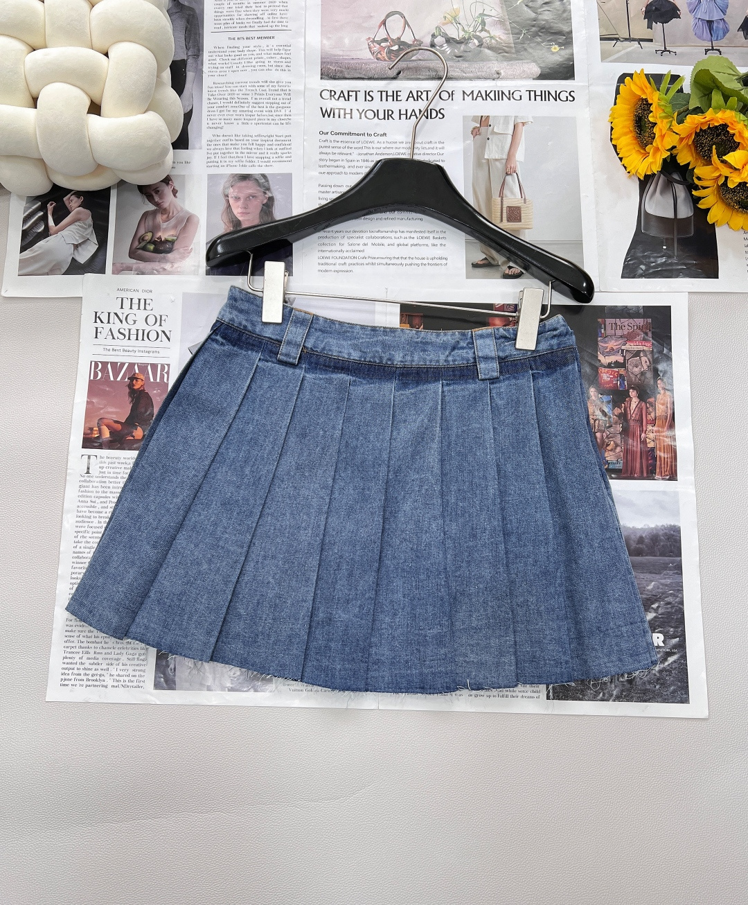 NO:418375,Miumiu 2025 spring and summer new retro letter embroidered denim pleated skirt丨Exclusive yb development!  High-end production!  It uses imported denim denim fabric, with high-quality texture and a crisp style. Light blue denim fabric has a freshness, and every pleat hides playfulness. The breasted details add an unruly attitude. Whoever wears it is a campus sweetheart or a street hot girl. Whether it is matched with a simple white T-T-T-T-T-T-T-T-T-T-T-T-T-T-T-T-T-T-T-T-T-T-T-T-T-T-T-T-T-T-T-T-T-T-T-T-T-T-T-T-T-T-T-T-T-T-T-T-T-T-T-T-T-T-T-T-T-T-T-T-T-T-T-T-T-T-T-T-T-T-T-T-T-T-T-T-T-T-T-T-T-T-T-T-T-T-T-T-T-T-T-T-T-T-T-T-T-T-T-T-T-T-T-T-T-T-T-T-T-T-T-T-T-T-T-T-T-T-T-T-T-T-T-T-T-T-T-T-T-T-T-T-T-T-T-T-T-T-T-T-T-T-T-T-T-T-T-T-T-T-T-T-T-T-T-T-T-T-T-T-T-T-T-T-T-T-T-T-T-T-T-T-T-T-T-T-T-T-T-T-T-T-T-T-T-T-T-T-T-T-T-T-T-T-T-T-T-T-T-T-T-T-T-T-T-T-T-T-T-T-T-T-T-T-T-T-T  , both lengths and shorts!  Three-standard large-scale products, size sml code, miumiu, skirts, alexander wang19860909Miumiu2025春夏新款复古字母刺绣丹宁牛仔百褶半裙丨独家yb开发！高版出品！采用进口丹宁牛仔面料,质感高级.版型挺括.浅蓝色牛仔面料,自带清新感,每一道褶子都藏着俏皮.毛边细节增添不羁态度,谁穿谁是校园甜心、街头辣妹.无论是搭配简约白T还是个性短上衣,都能轻松拿捏时尚感,解锁你的专属青春style！,长短都有出！三标齐全大货出 尺码sml 编码,,miumiu,skirts,alexander wang,Women's clothing