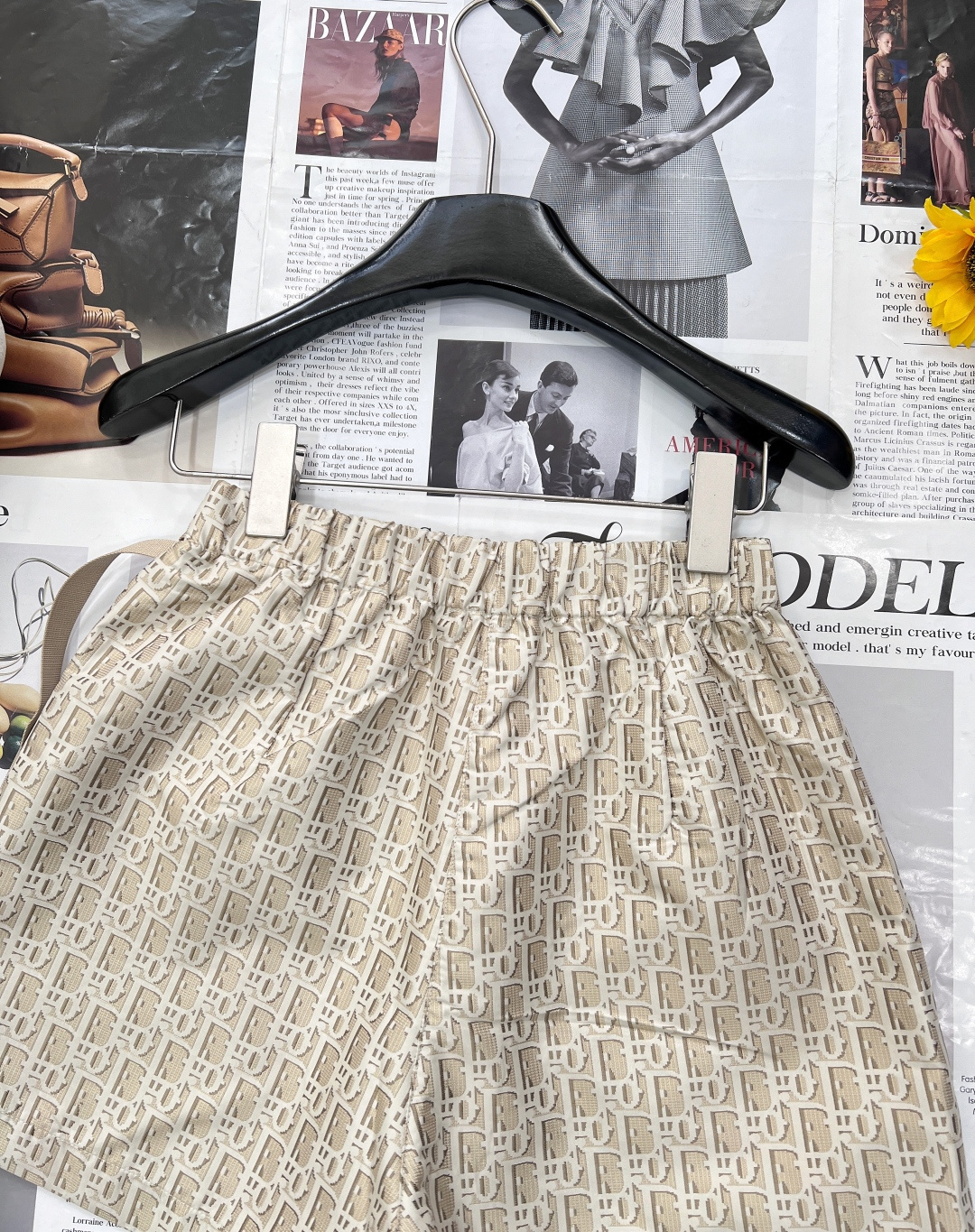 🆕DIOR新款老花提花裤裙，老花满印自带高级滤镜，度假风拉满⛱️A字版型藏肉buff叠满，正面半裙视觉秒