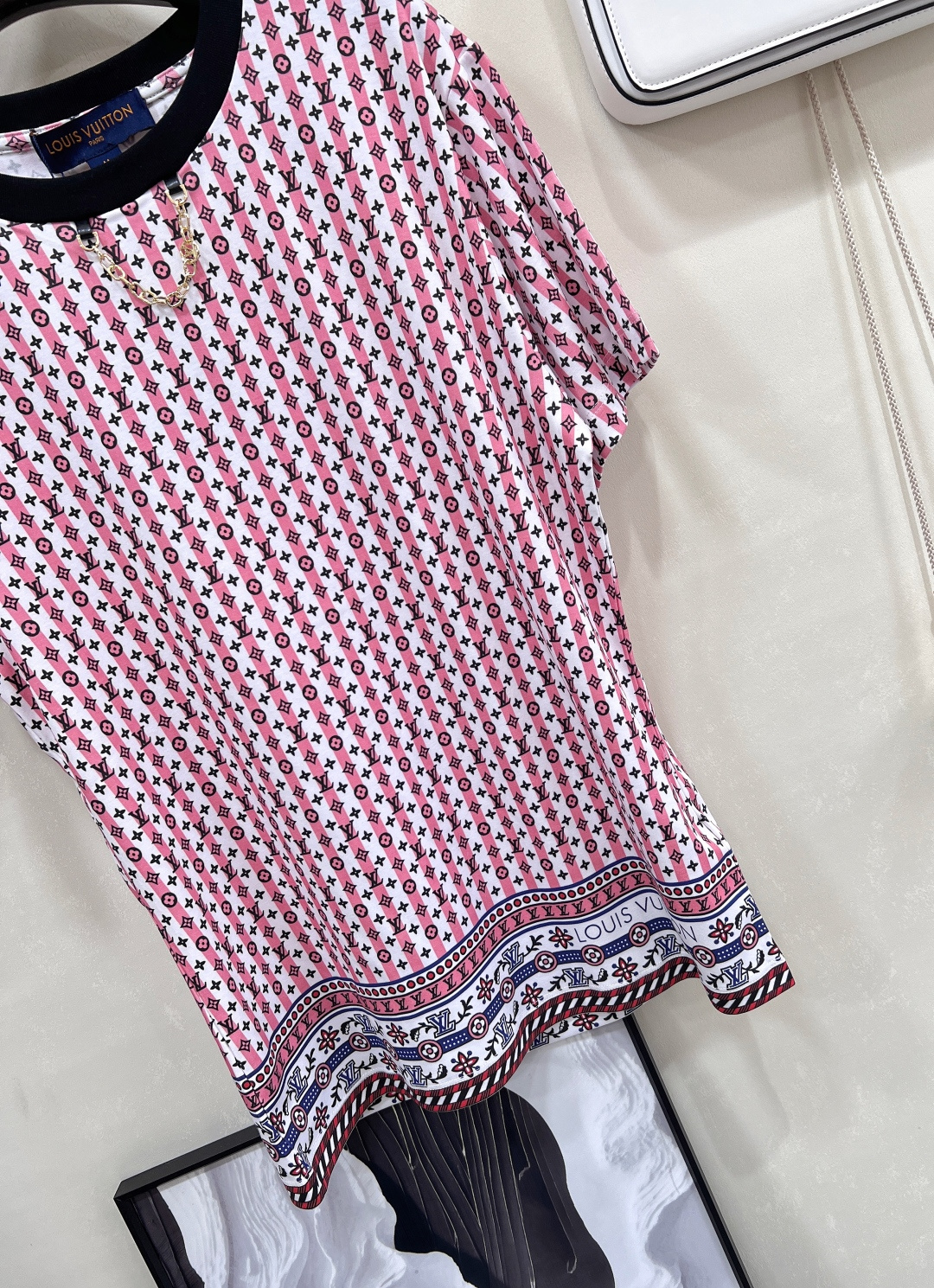 🆕Louis Vuitton2025新款老花印花链条短袖T恤定制YB丝光全棉材质 透气舒适 质感十足 宽