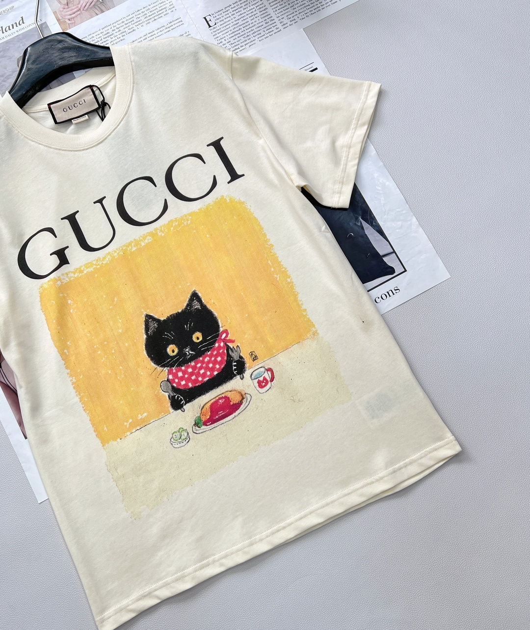 🆕 Gucci 可爱猫咪印花短袖T恤定制280克同缸染面料 手感非常舒服 上身亲肤舒适！！特别活力又阳光