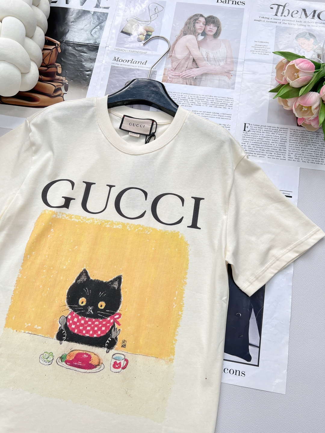 🆕 Gucci 可爱猫咪印花短袖T恤定制280克同缸染面料 手感非常舒服 上身亲肤舒适！！特别活力又阳光