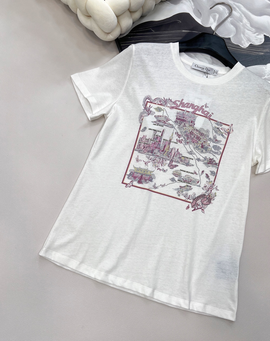 🆕Dior2025SS新款城景圆领印花短袖T恤，定制YB棉麻材质 肌理明显 透气舒适 常规短袖T恤裁剪 