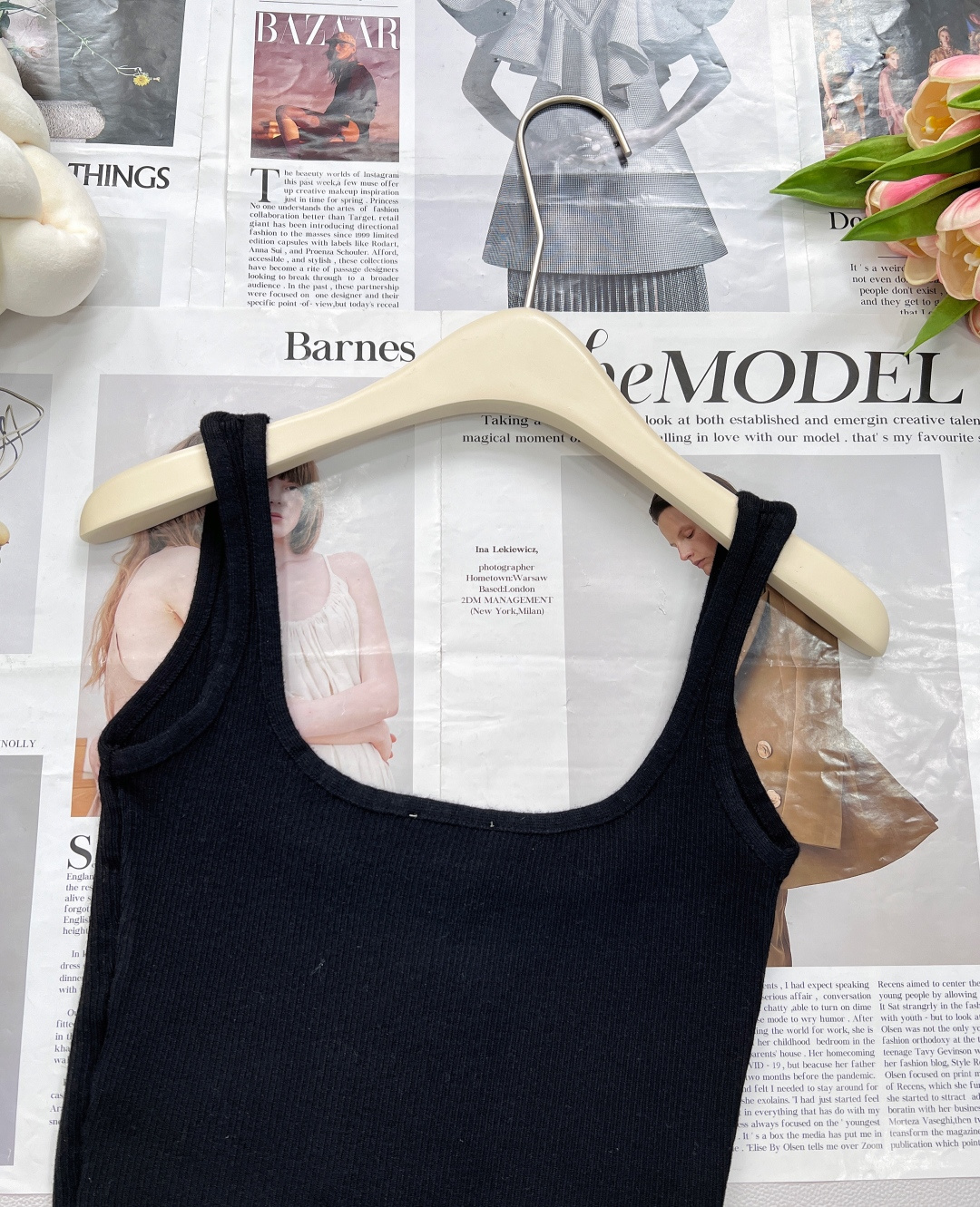 🆕CELINE 25SS新款logo徽标吊带背心✨ 高级感拿捏！定制的羊毛纱线，柔软亲肤，像被云朵轻轻包