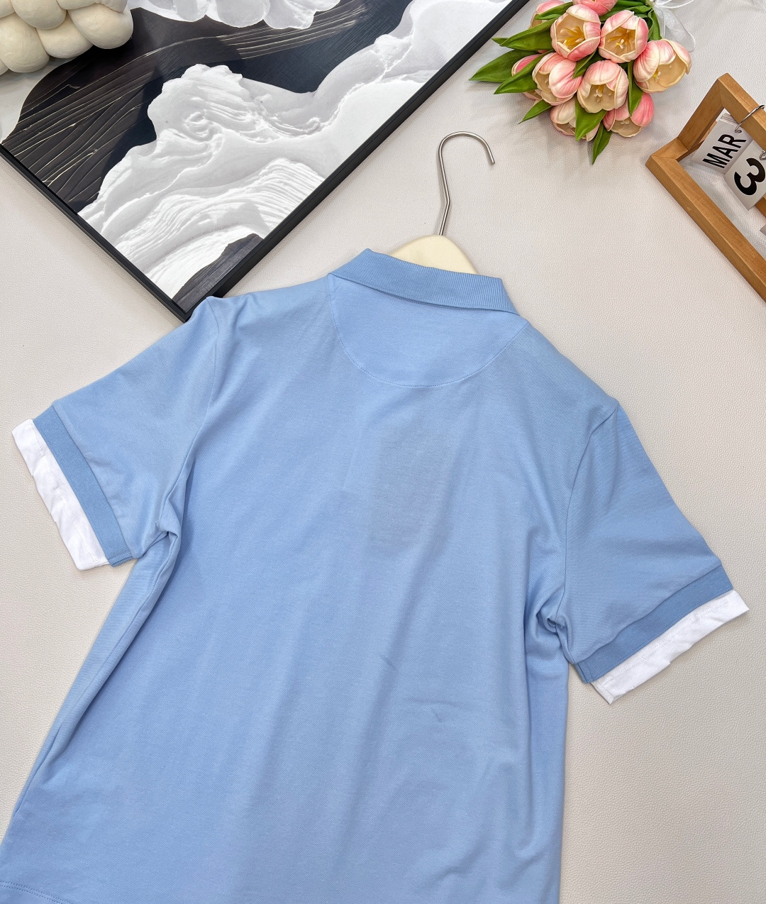 🆕Prada新款撞色假两件𝑝𝑜𝑙𝑜衫，定制YB原生朱地全棉材质 质地轻薄 带有孔洞 吸湿透气 舒适软糯 